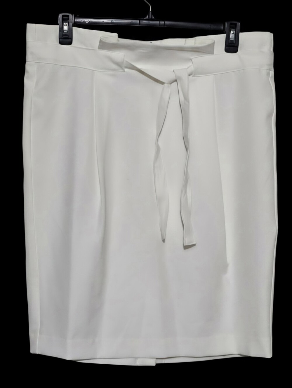 Liz Claiborne Pleated Skirt Women's 16 Career Paperbag Belted Knee Length White